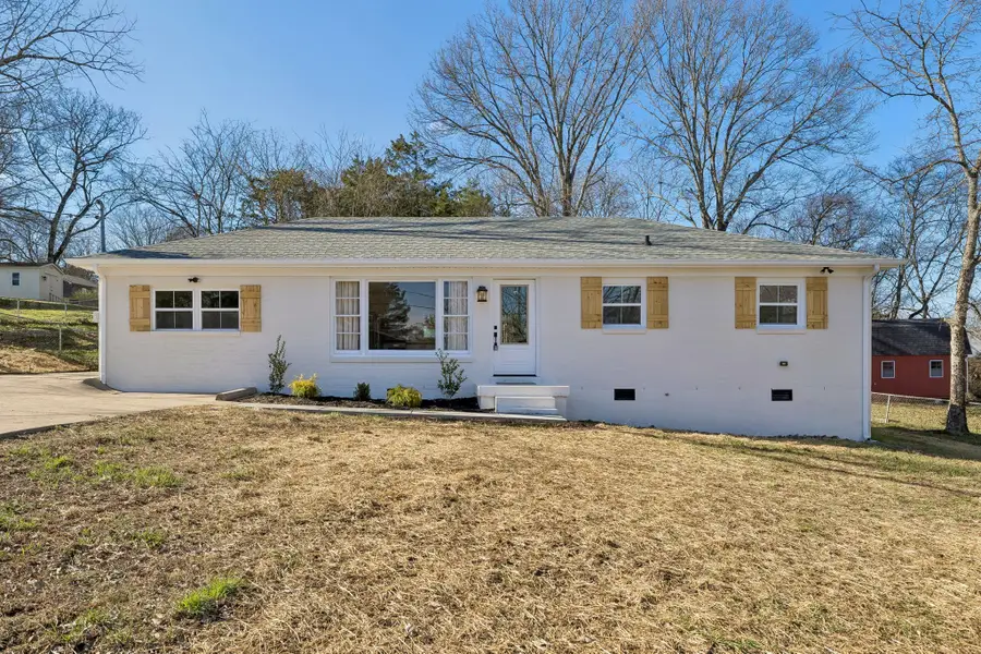 430 Hull Ave, Lewisburg, TN 37091 - Image #2