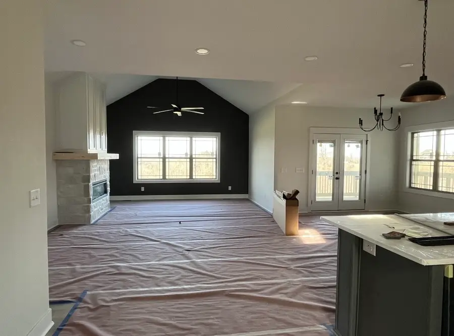 1015 Linder Ridge Rd, Woodlawn, TN 37191 - #3