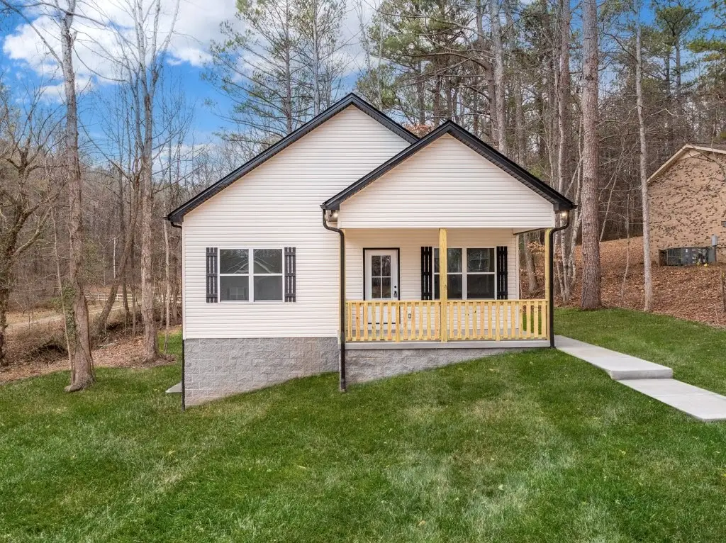 155 Lynn Lane, Charlotte, TN 37036 - Image #1