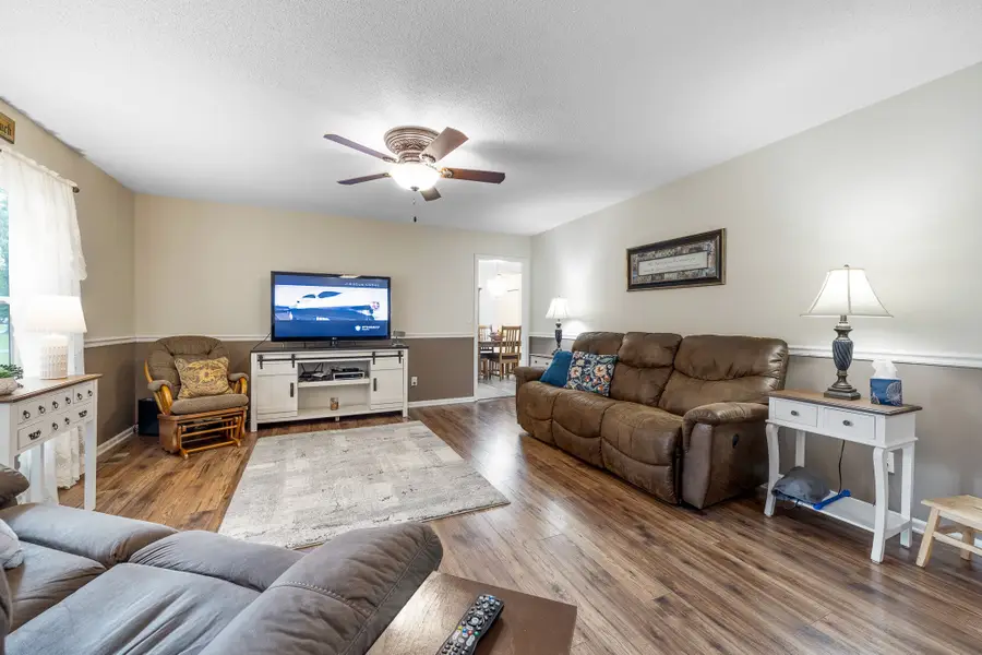 509 Twelve Oaks Rd, Tullahoma, TN 37388 - Image #3