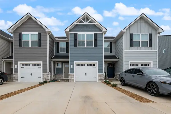 101B Bullpen Ct, Clarksville, TN 37042