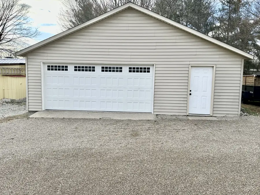 709 S Russell St, Portland, TN 37148 - Image #2