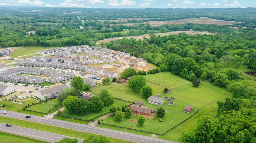 2348 Nashville Hwy, Columbia, TN 38401 - #2