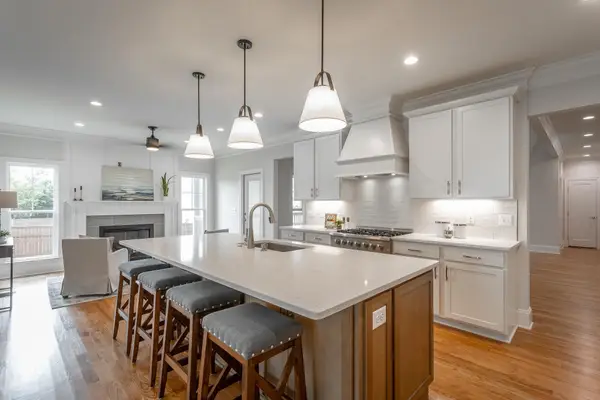 2212 Peterson Drive, Chattanooga, TN 37421