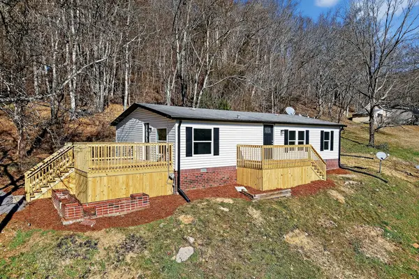 593 Cedar Bend Rd, Beechgrove, TN 37018