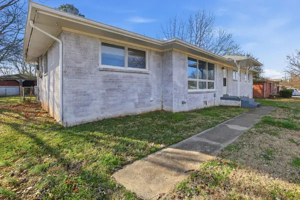 1008 Peachtree Dr, Smyrna, TN 37167