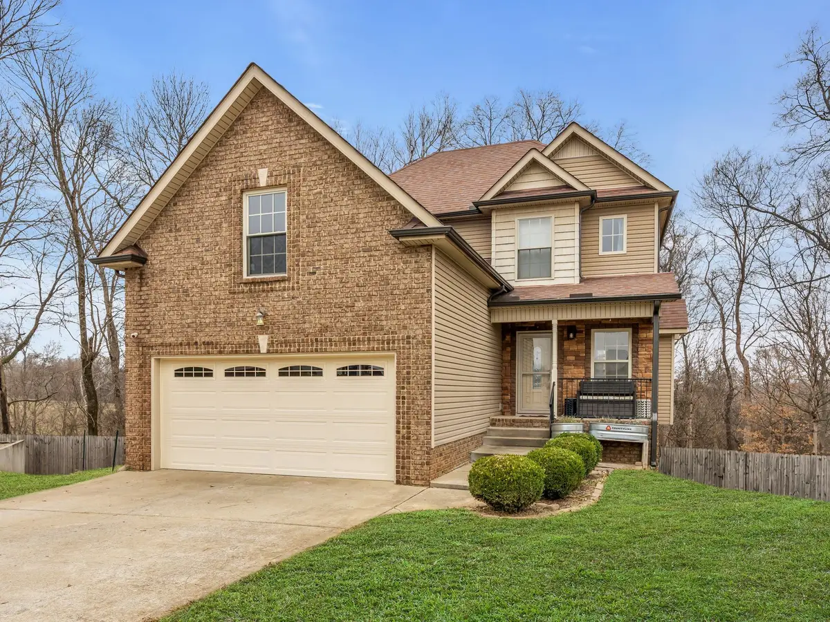 2720 Arthurs Ct, Clarksville, TN 37040 - Image #1