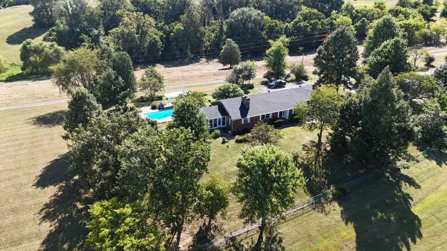 135 Second Creek Ln, Hartsville, TN 37074 - Image #3