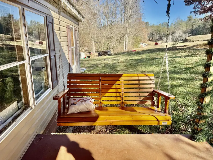 969 Mountain Vista Road, Farner, TN 37333 - Image #2