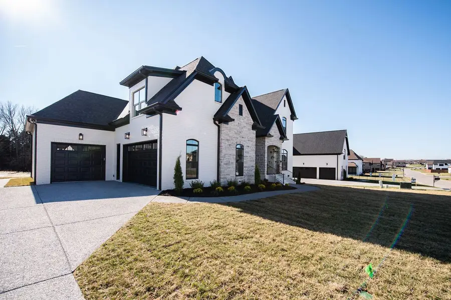 864 Harrisburg Ln, Mount Juliet, TN 37122 - Image #3