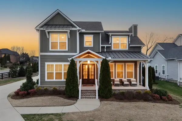 998 Spruce Ridge Ln, Spring Hill, TN 37174