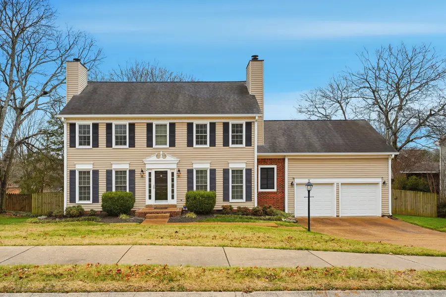 129 Devonshire Trl, Hendersonville, TN 37075 - Image #2