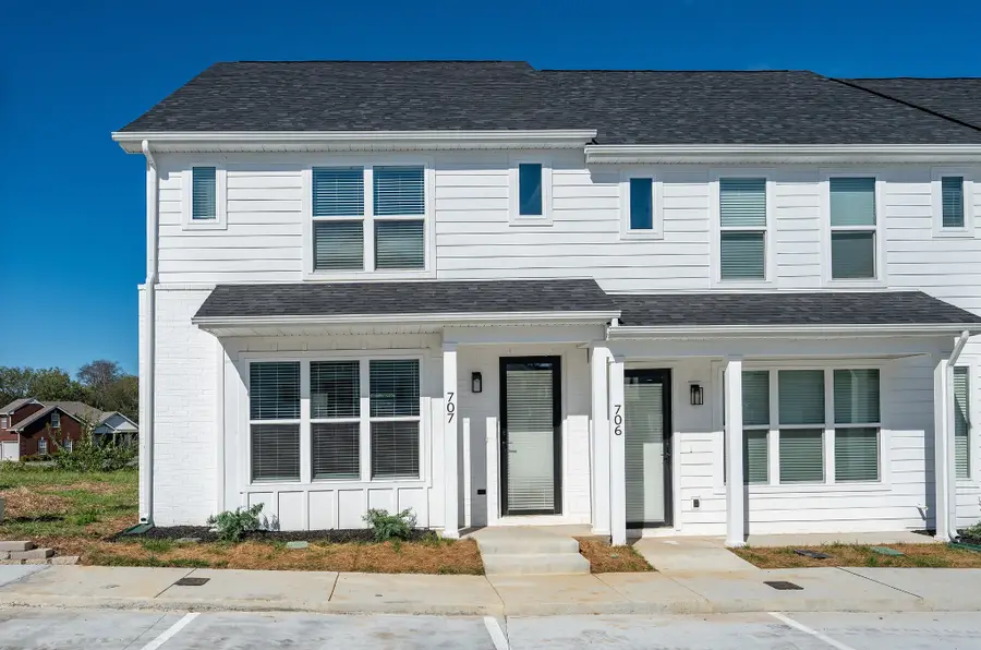 707 Laura Ward Pl, Lebanon, TN 37087 - Image #2