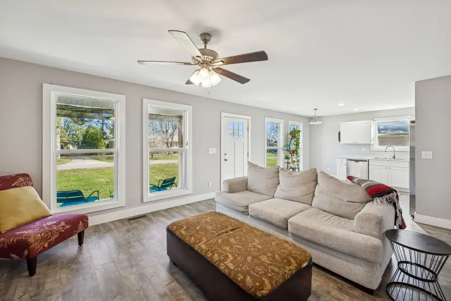 829 Luttrell Ave, Smithville, TN 37166 - Image #2