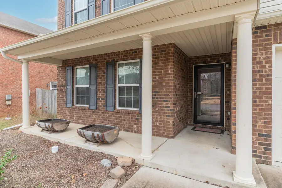 1053 Gannett Rd, Hendersonville, TN 37075 - Image #3