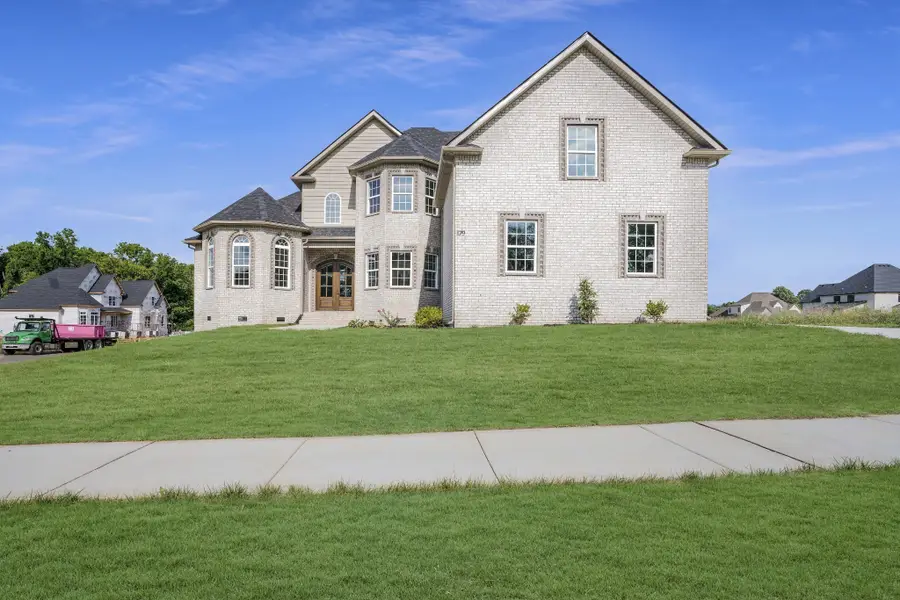 851 Shady Bluff Trail, Clarksville, TN 37043 - Image #2