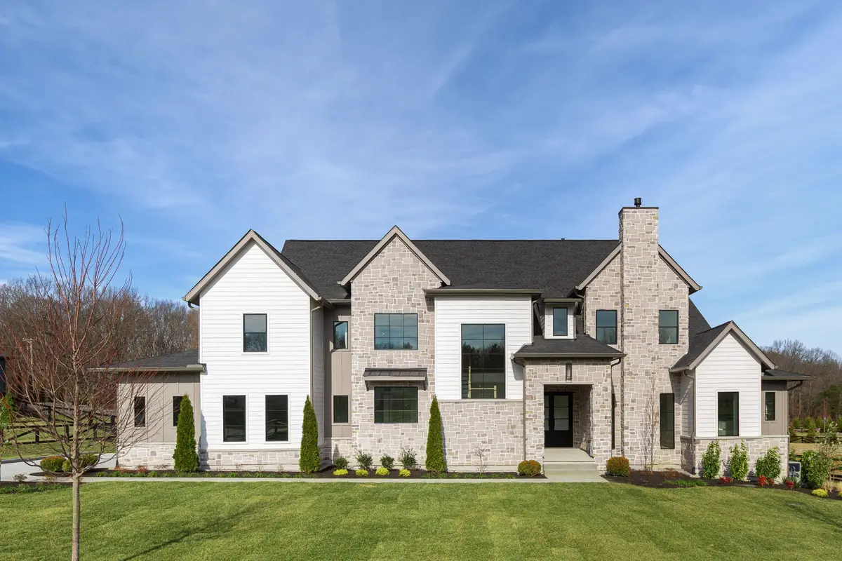 6057 Stone Cliff Ln, Franklin, TN 37064 - Image #1