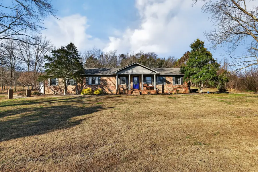13 Sunrise Ln, Fayetteville, TN 37334 - Image #2