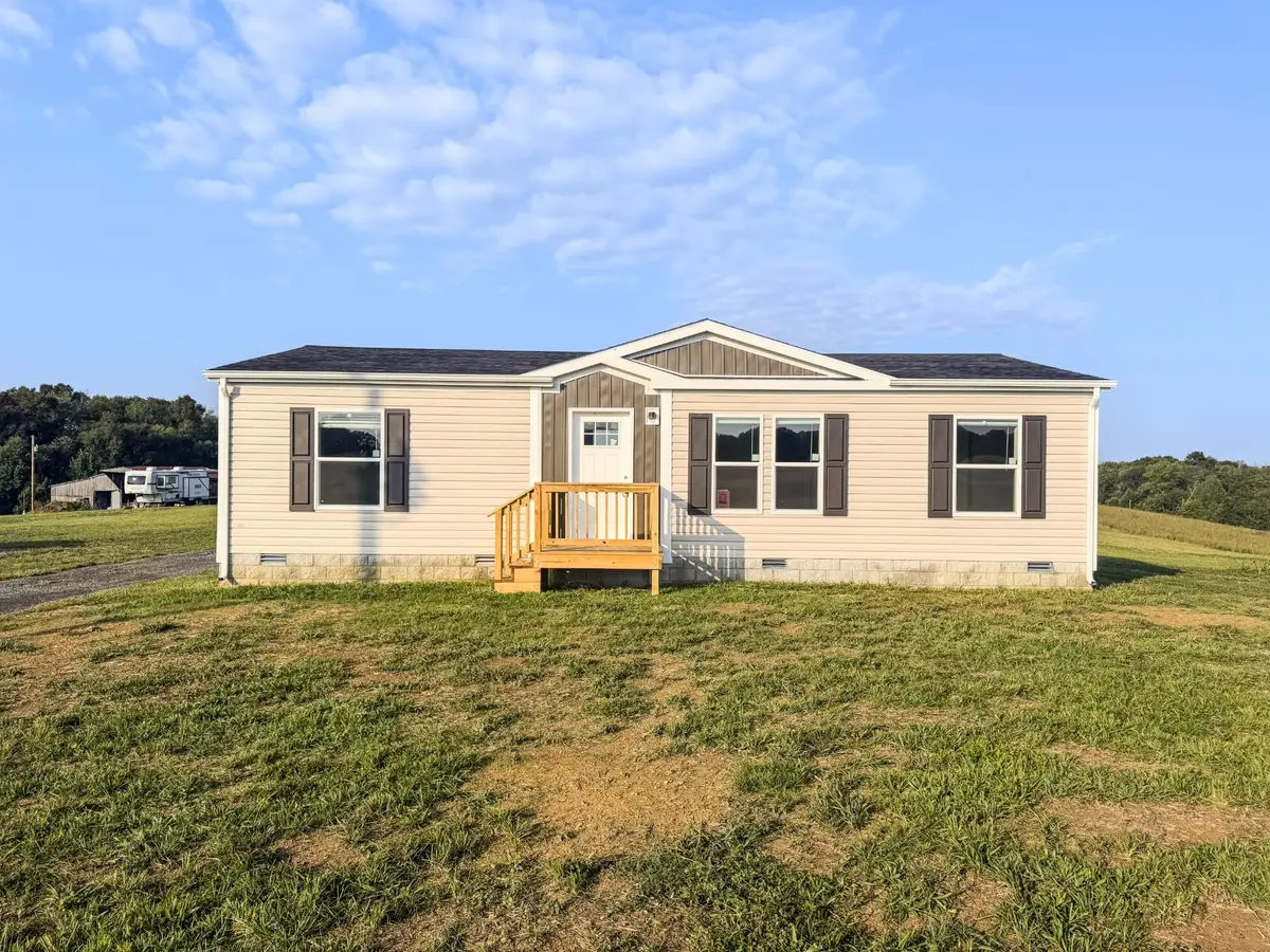 1143 Nimm Rd, Red Boiling Springs, TN 37150 - Image #1