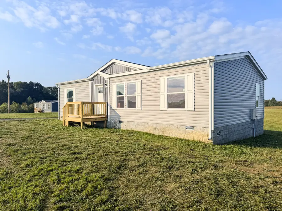 1129 Nimm Road, Red Boiling Springs, TN 37150 - Image #2