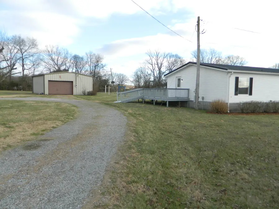 341 E Biggs Rd, Portland, TN 37148 - Image #3