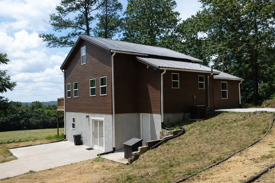 12604 Cuba Landing Rd, Waverly, TN 37185 - Image #2