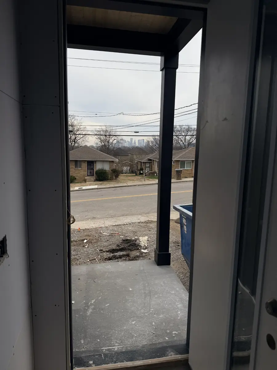 913 33rd Ave N, Nashville, TN 37209 - Image #2