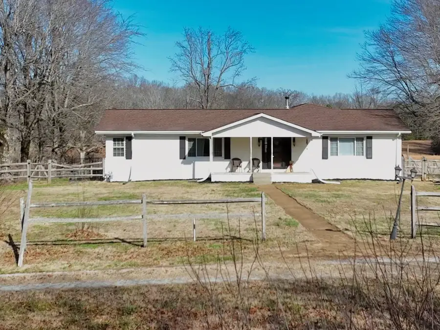 195 Winding Ln, Camden, TN 38320 - Image #3
