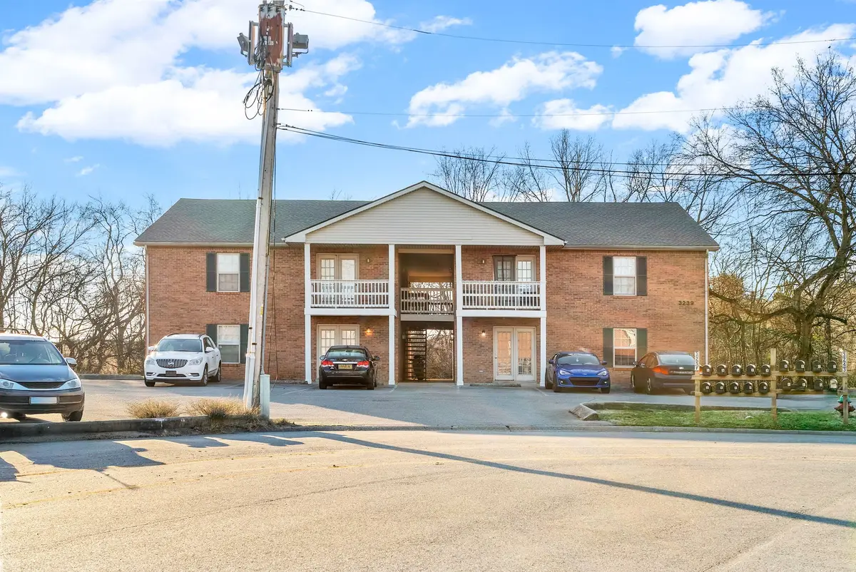 3239 Tower Dr, Clarksville, TN 37042 - Image #1