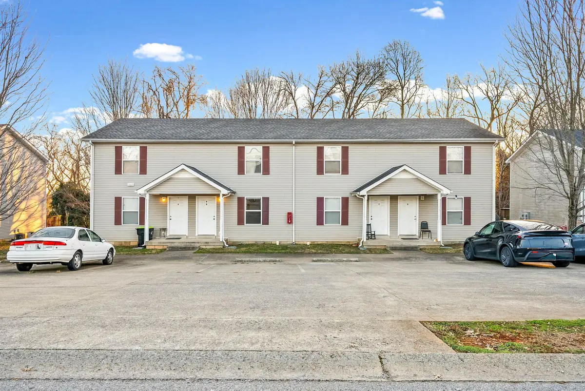 2809 Cobalt Dr, Clarksville, TN 37040 - Image #1