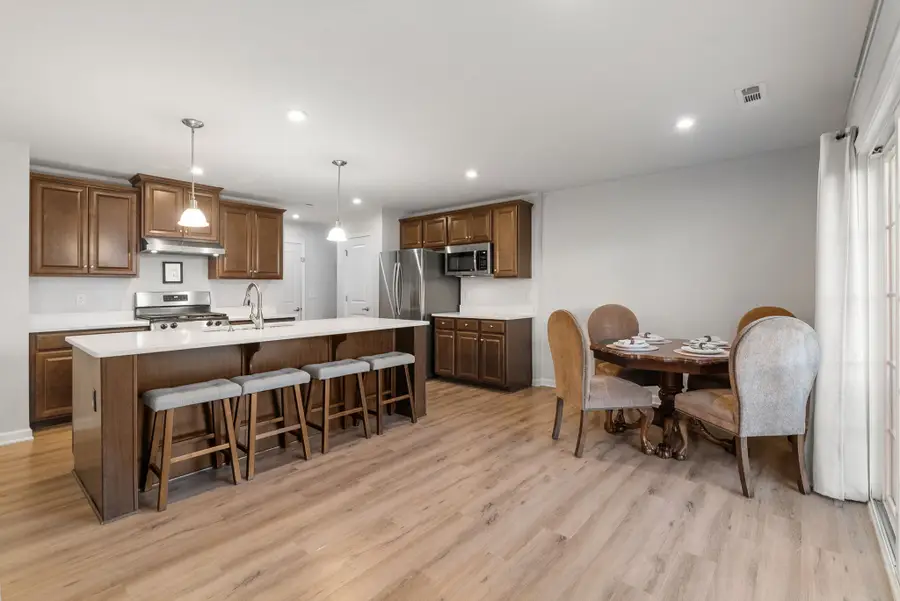 823 Dean Dr, Mount Juliet, TN 37122 - Image #2