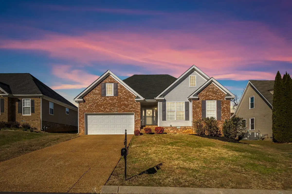 2272 Dewey Dr, Spring Hill, TN 37174 - Image #1