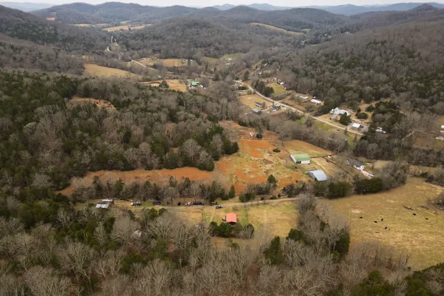 6680 Walker Creek Rd, Alexandria, TN 37012 - Image #2