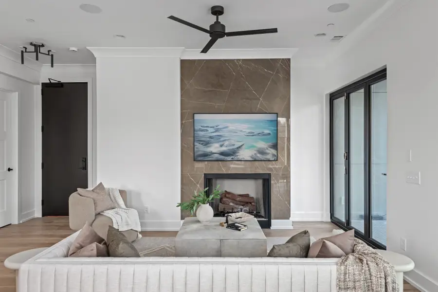 95 Leonard Ave #8, Nashville, TN 37205 - Image #2