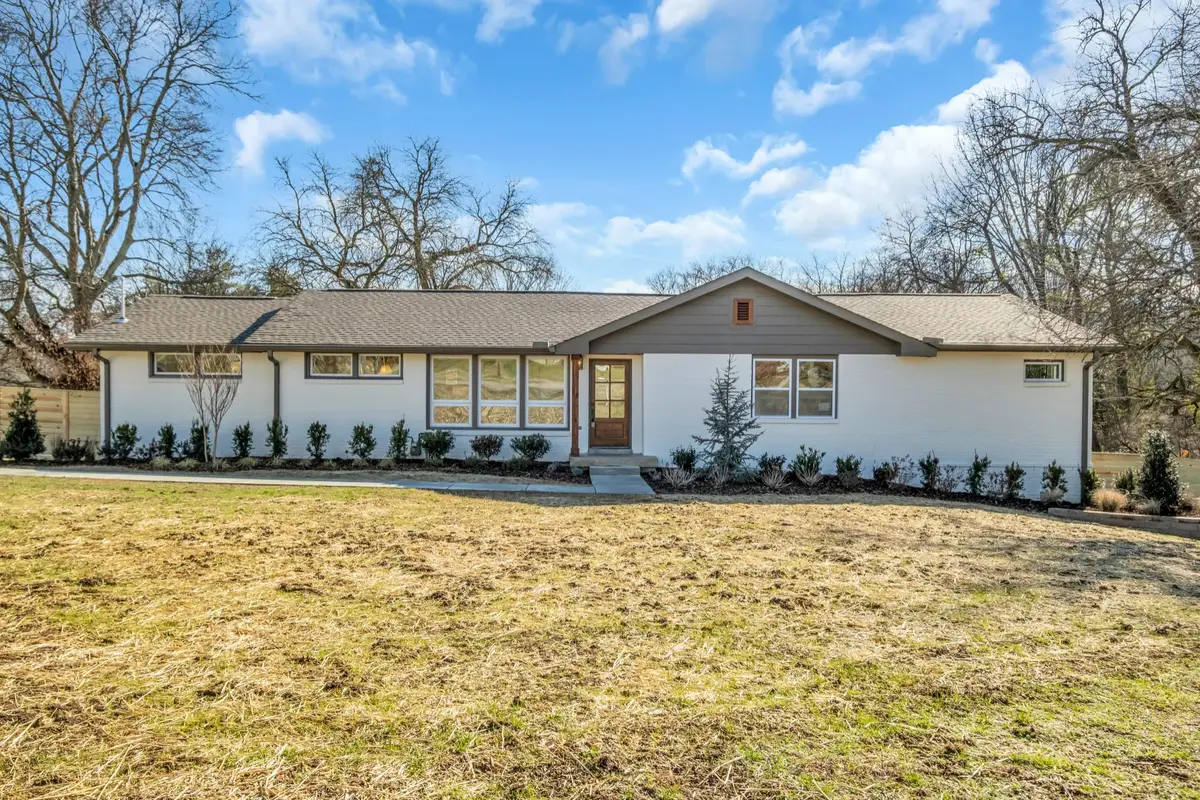 803 Fairoaks Dr, Madison, TN 37115 - Image #1