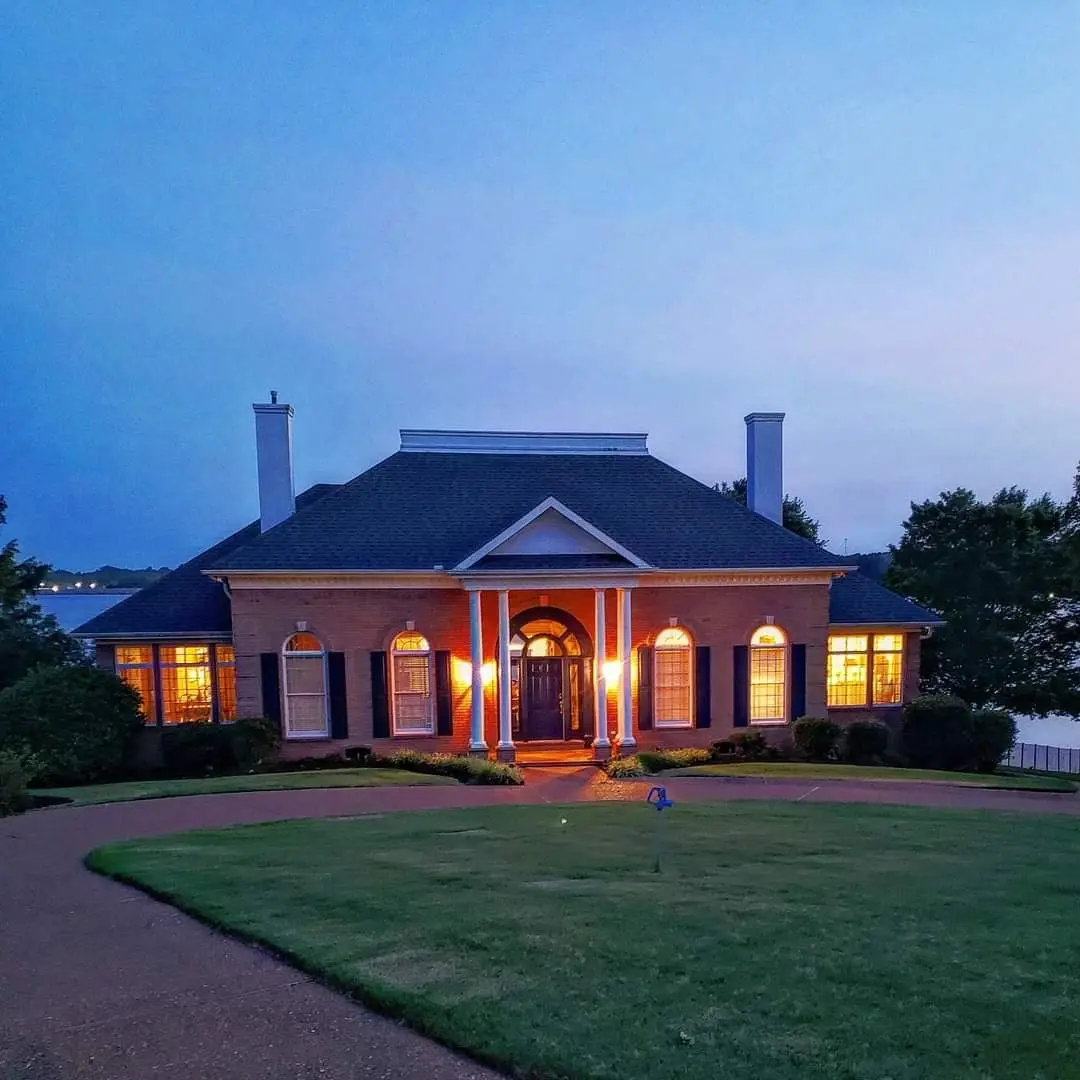 487 Lakeshore Dr, Lexington, TN 38351 - Image #1