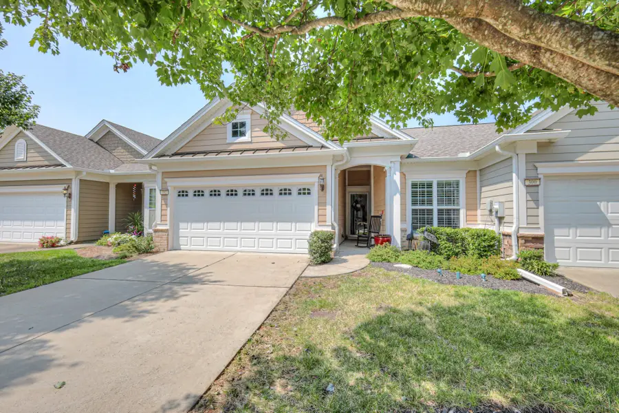 302 Blockade Ln, Mount Juliet, TN 37122 - Image #2