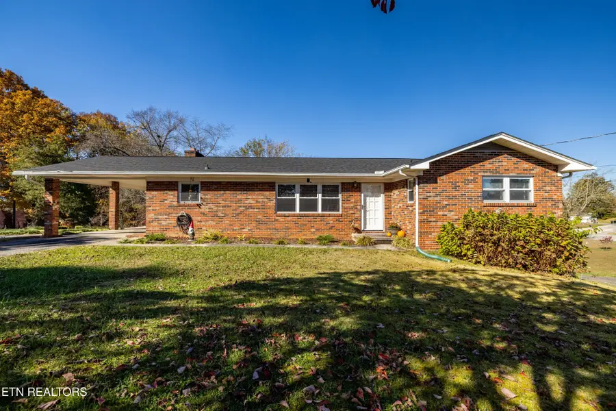 323 W Ridgecrest Drive, Kingston, TN 37763 - #2