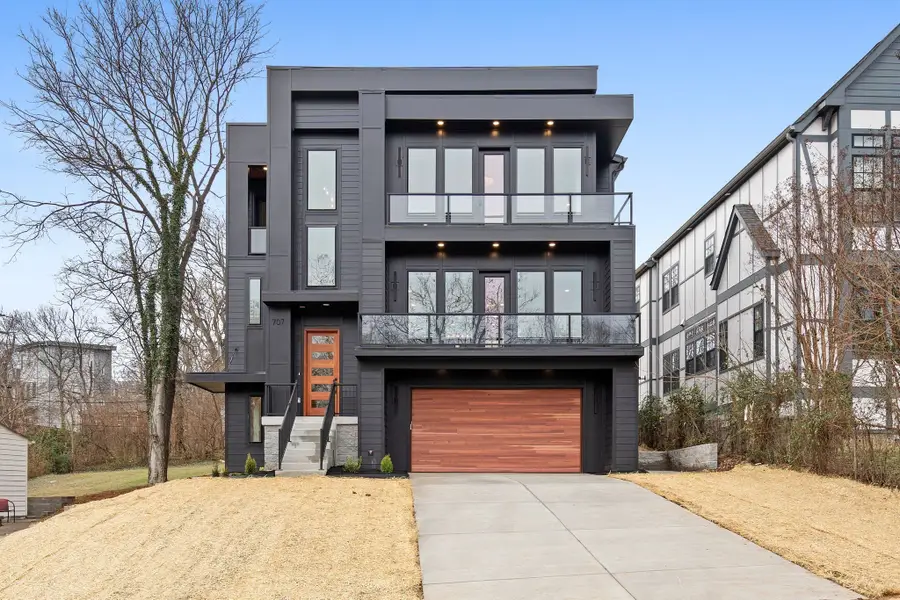 707 S 15th St, Nashville, TN 37206 - Image #2