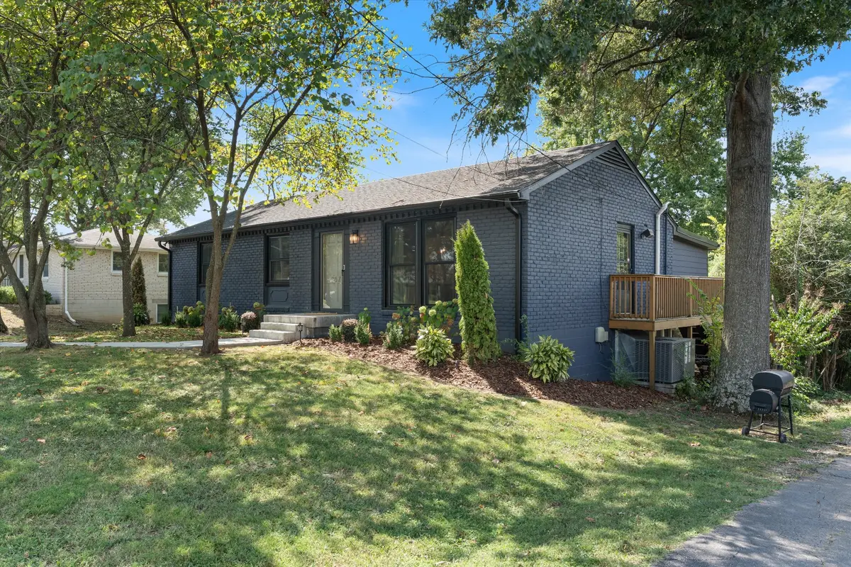 357 Wauford Dr, Nashville, TN 37211 - Image #1