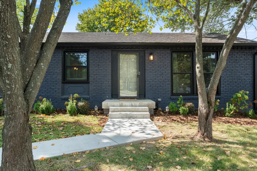 357 Wauford Dr, Nashville, TN 37211 - Image #2