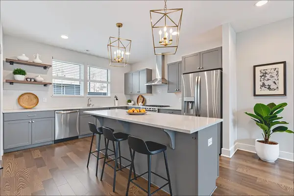 411 Becanni Ln, Nashville, TN 37209