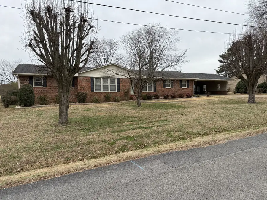 618 Fairlane Dr, Lewisburg, TN 37091 - #3