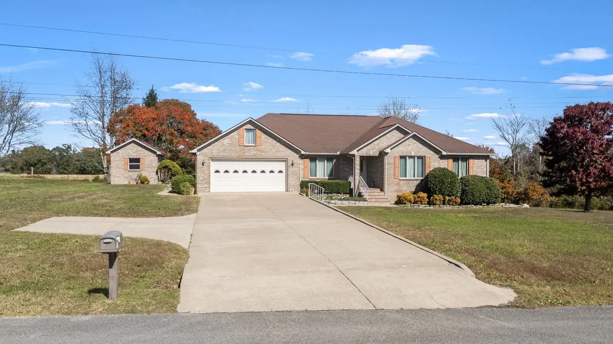 116 Ashton Cir, Fayetteville, TN 37334 - #1