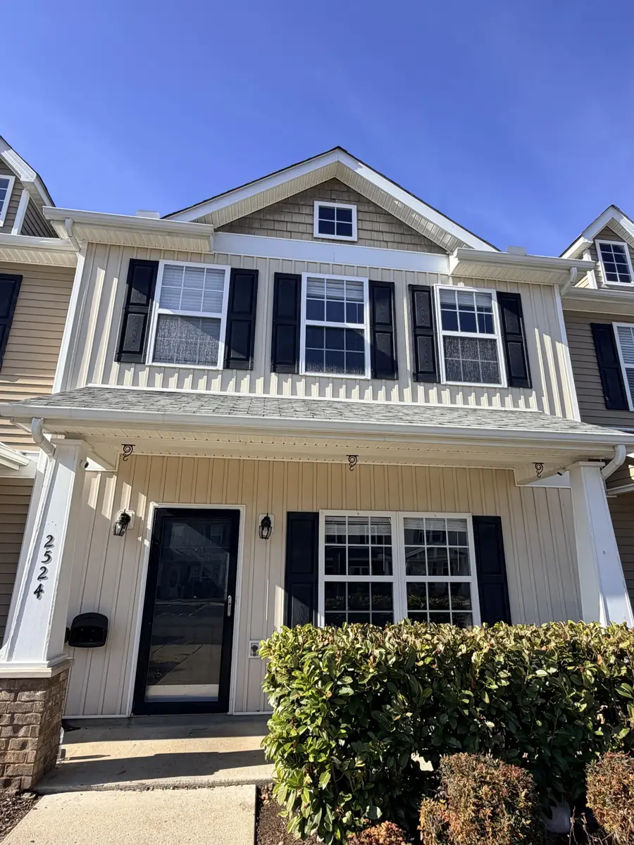 2524 New Holland Cir, Murfreesboro, TN 37128 - Image #2