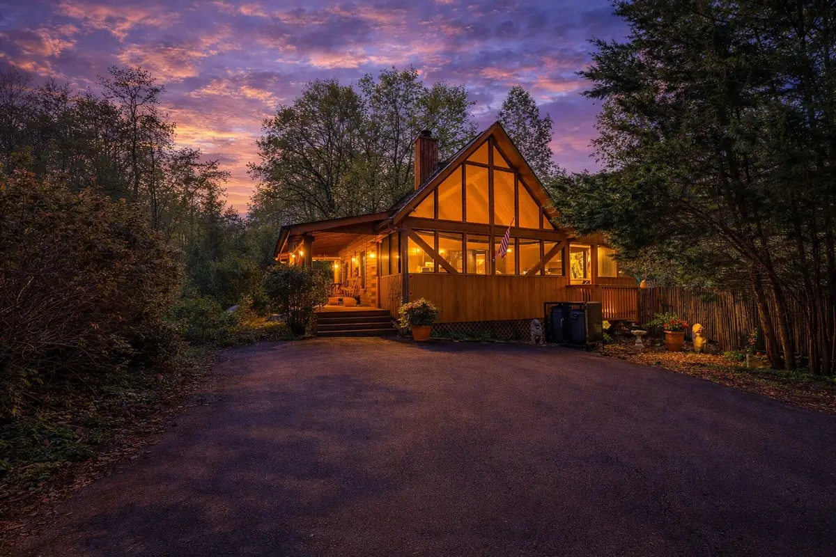 1634 Ridgecrest Dr, Sevierville, TN 37876 - Image #1