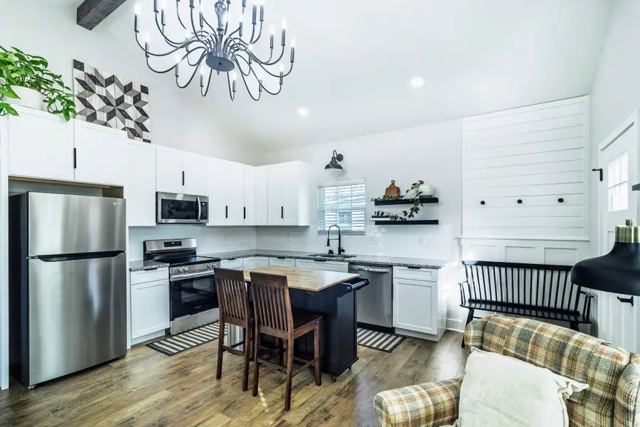 112 Wells Street N, Centerville, TN 37033 - #2