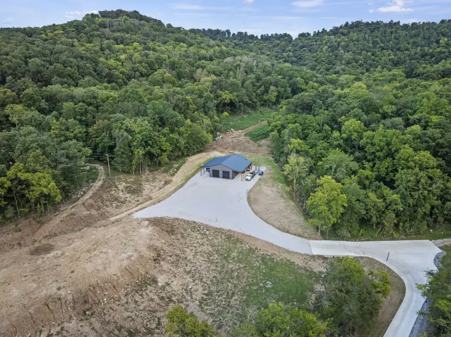 215 Hickman Creek Road S, Hickman, TN 38567 - Image #3