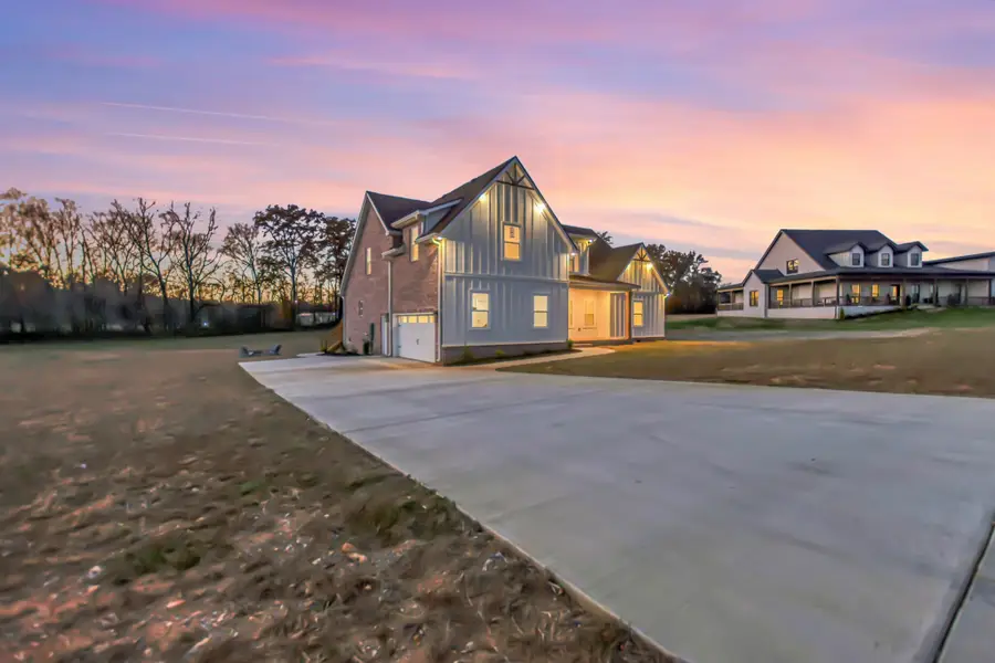 4954 Royal View Way, Clarksville, TN 37040 - Image #2