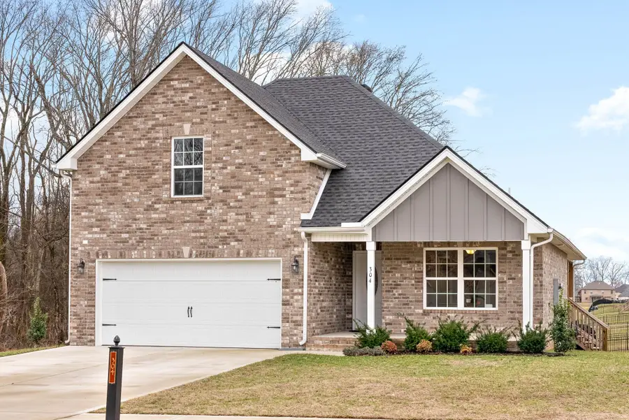 304 Bluebell Dr, Clarksville, TN 37043 - Image #3